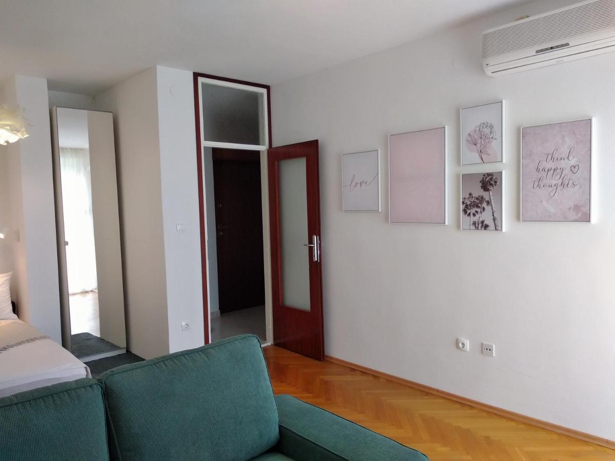 Ferienwohnung Sweet Split Exterior foto